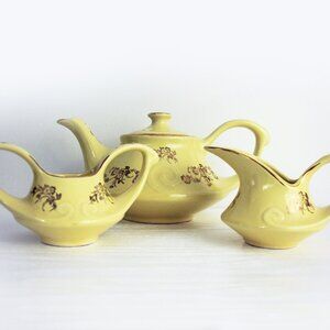 Aladdin Teapot, Pale Yellow and Gold Tea Set, Sugar Bowl and Creamer